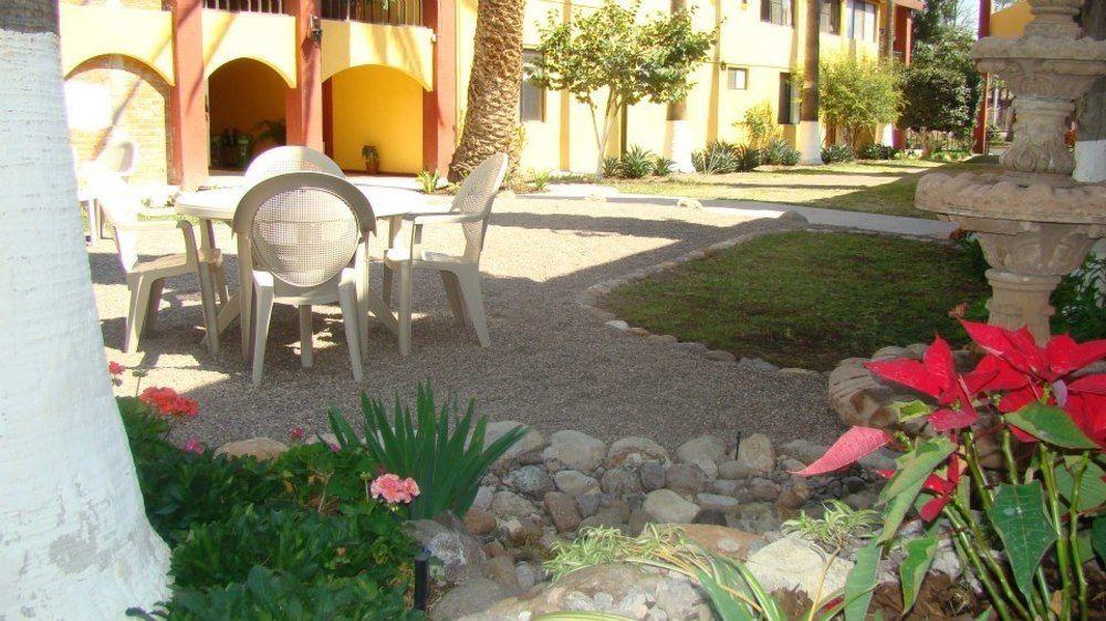 Hotel La Gloria De Calvillo Extérieur photo