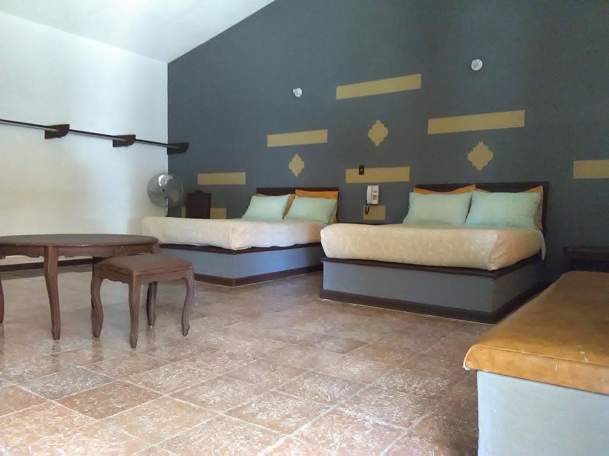 Hotel La Gloria De Calvillo Extérieur photo