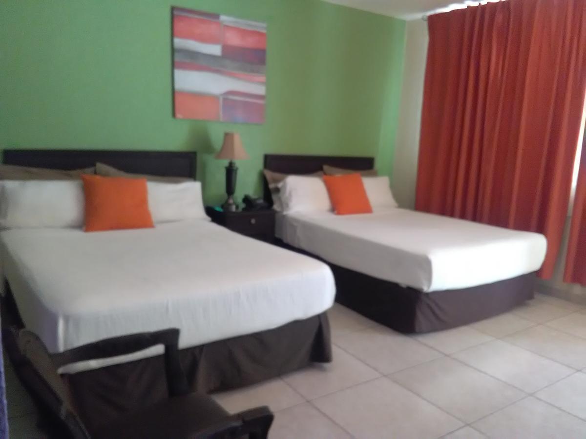 Hotel La Gloria De Calvillo Extérieur photo