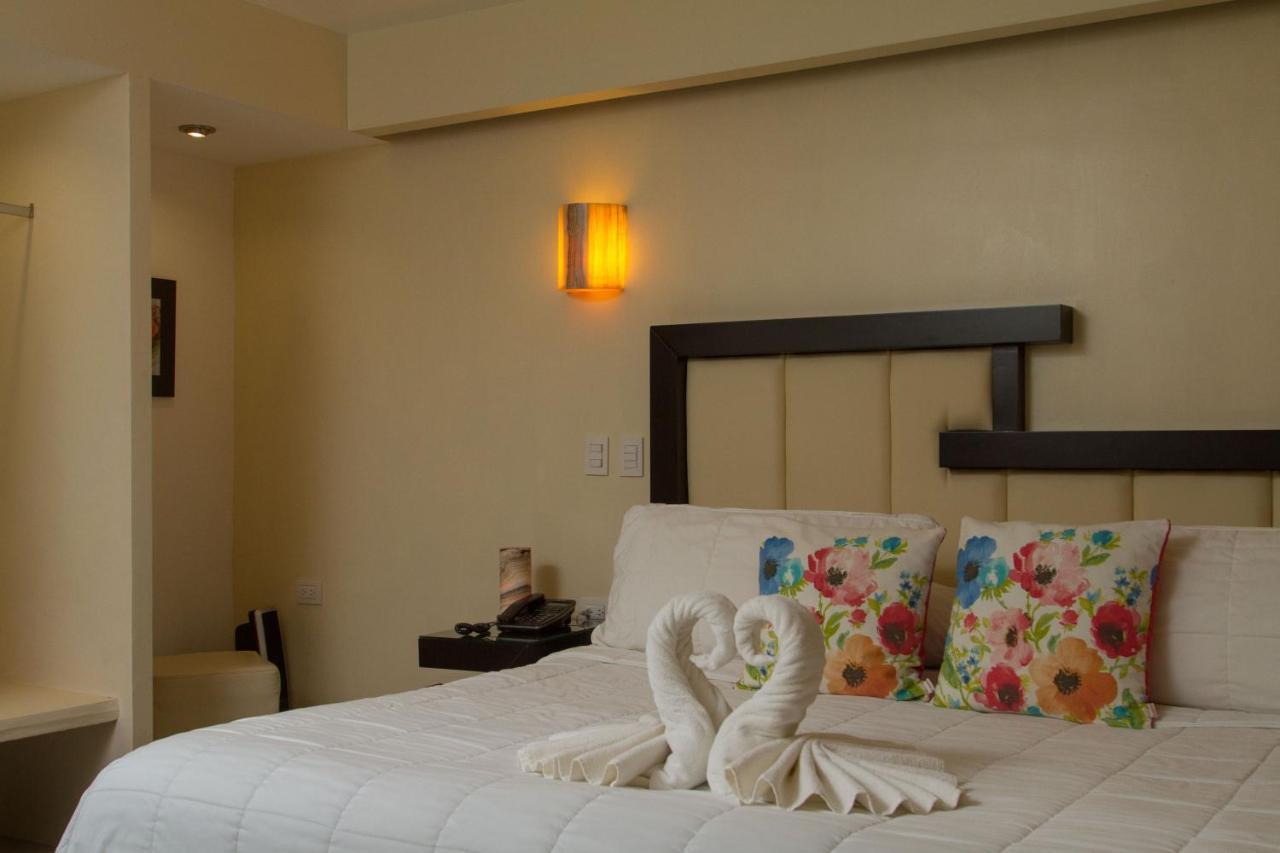 Hotel La Gloria De Calvillo Extérieur photo