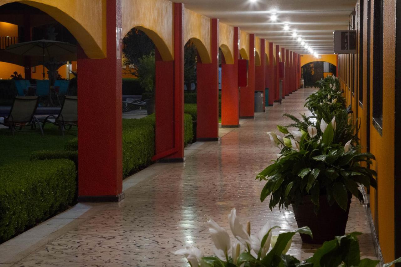 Hotel La Gloria De Calvillo Extérieur photo